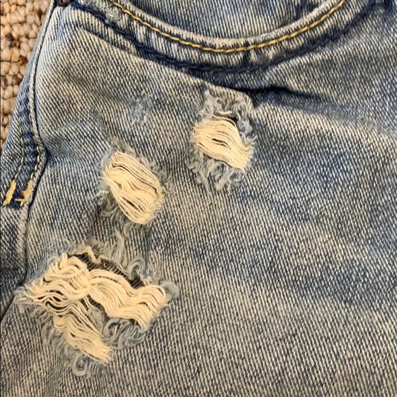 free people herbalife distressed jean shorts. - Picture 4 of 8